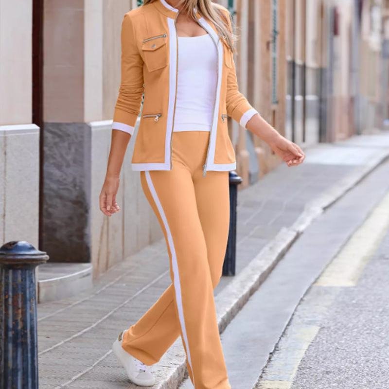 Two-piece tracksuit in color-block design for women
